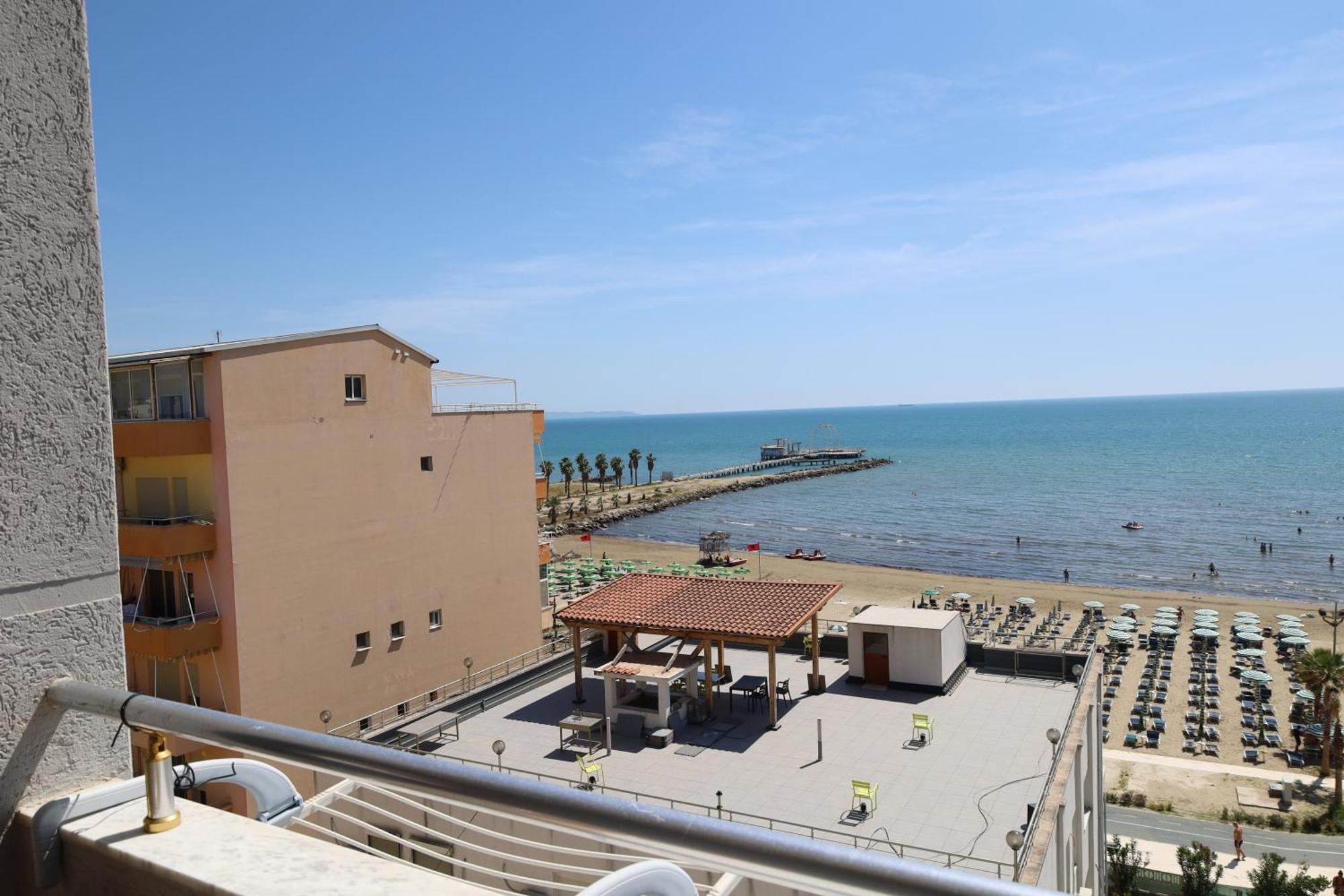 Seaside Apartment Best Durrës Exterior foto