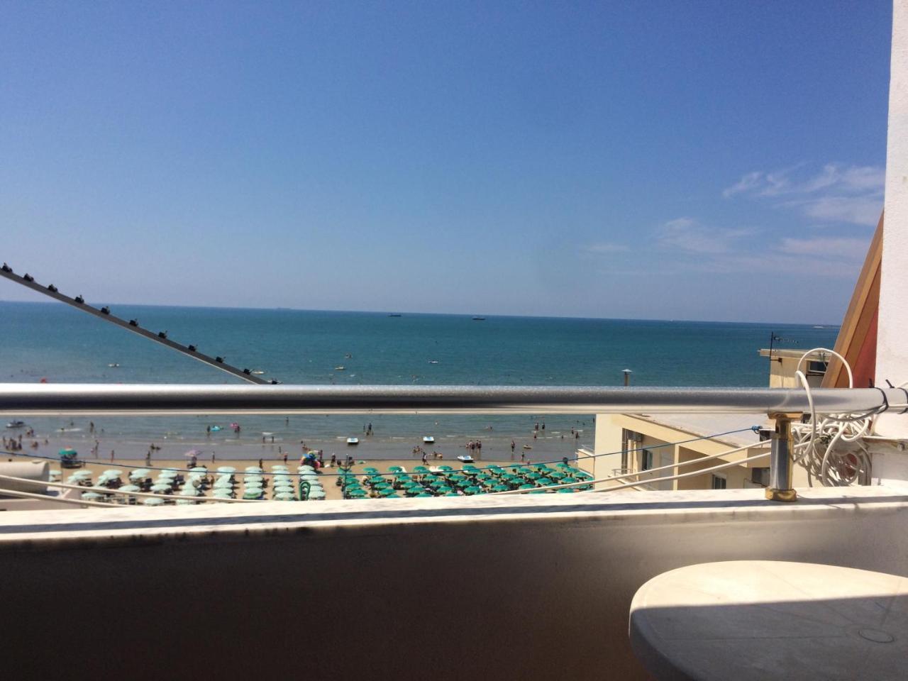 Seaside Apartment Best Durrës Exterior foto